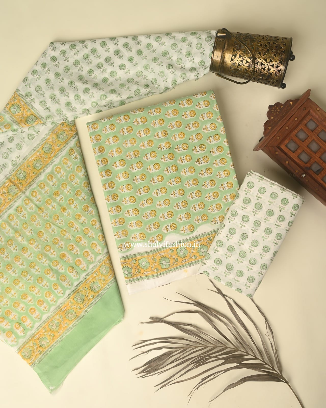 Shop block print mulmul dupatta cotton suits online (PRMUL343)
