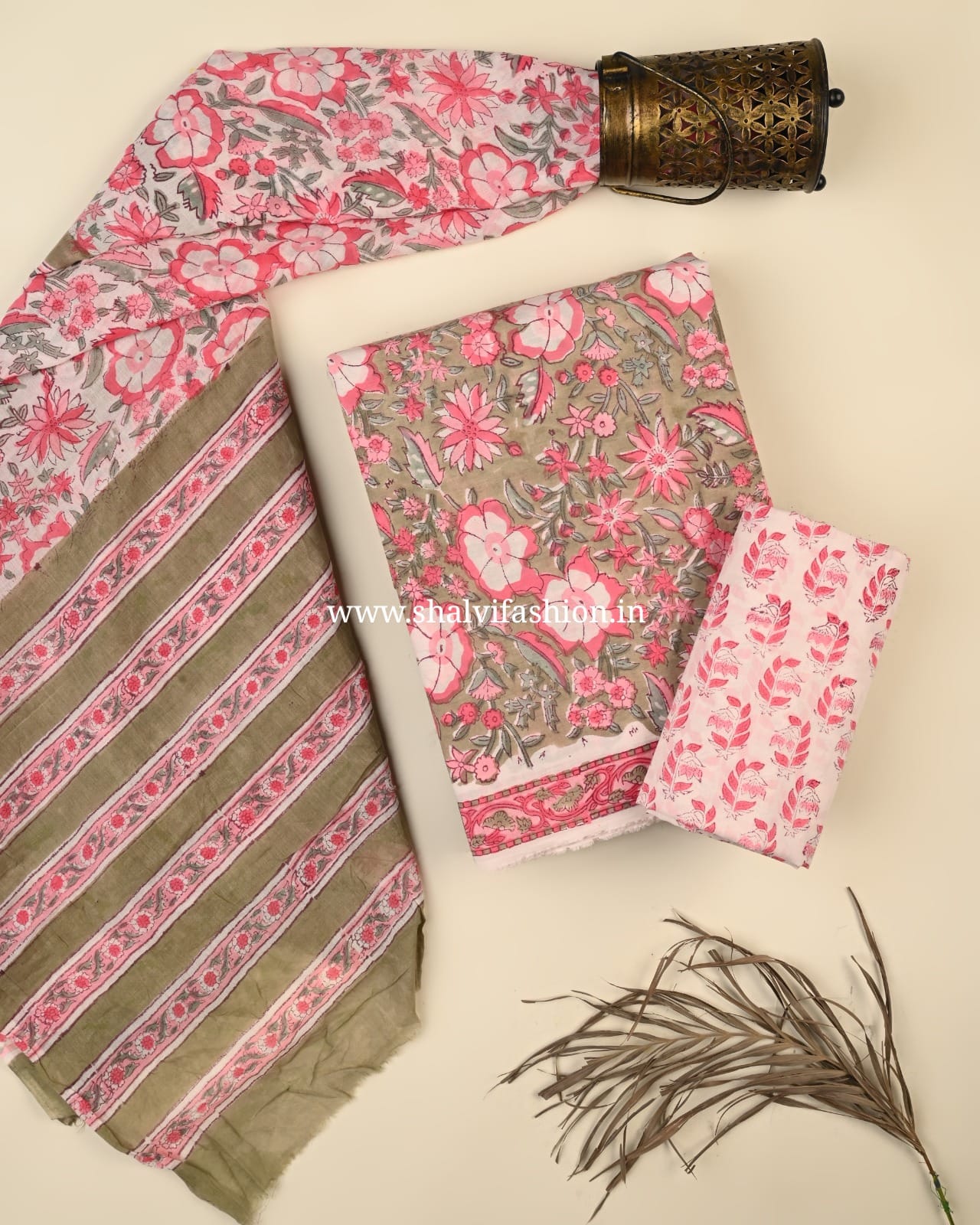 Shop mulmul dupatta cotton suits online (PRMUL533)