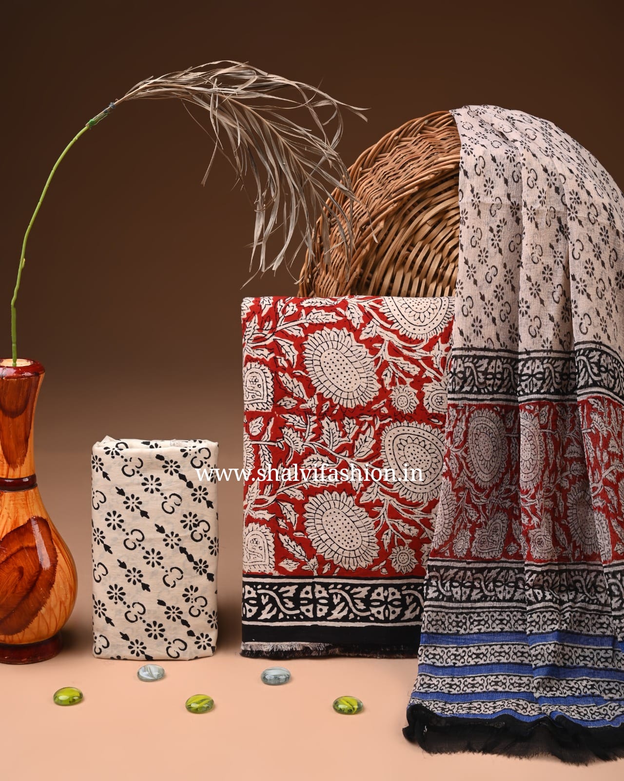 Shop jaipuri bagru print cotton suits with chiffon dupatta (RCHF40)