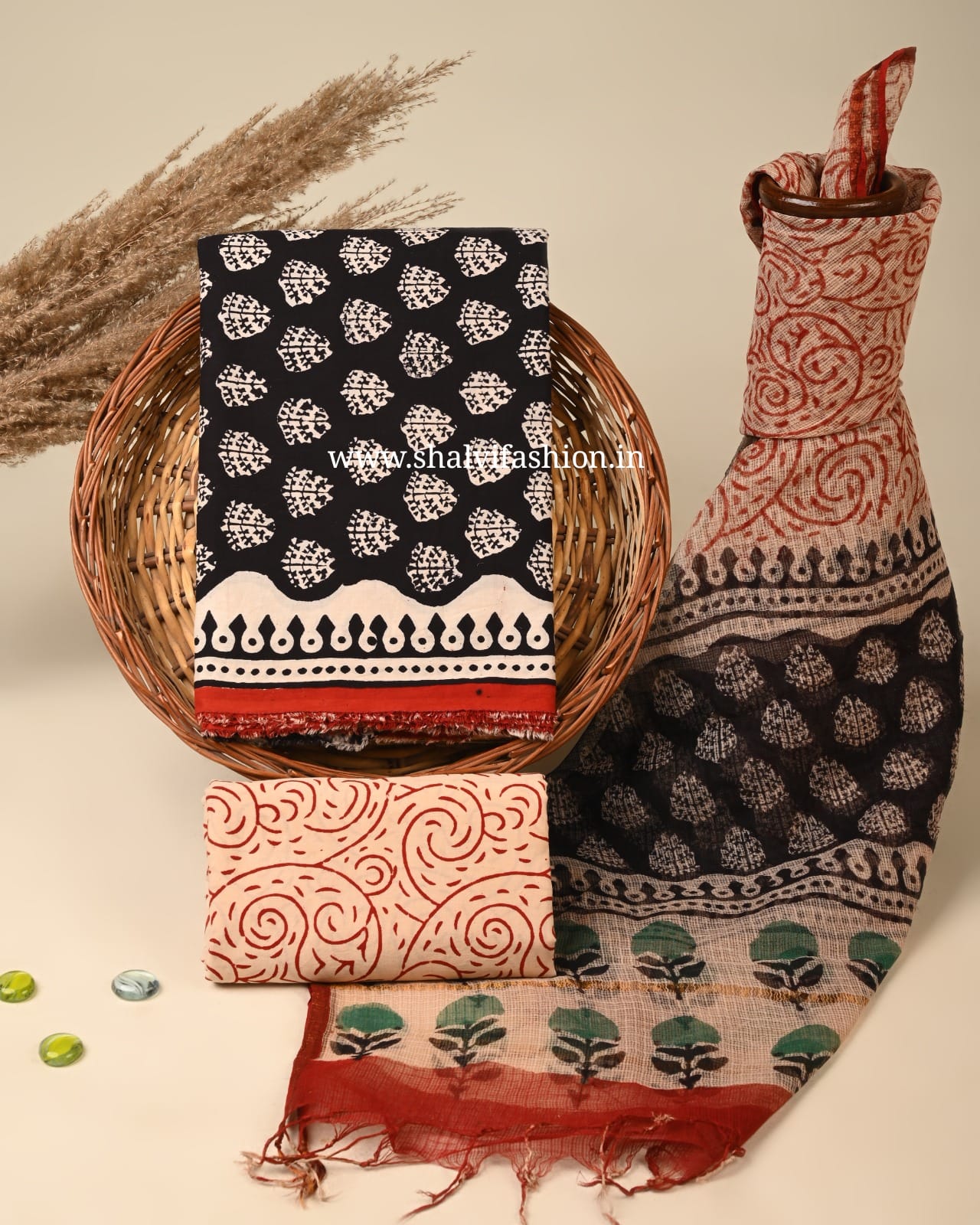Shop block printed cotton suits with kota dupatta (RKD109)