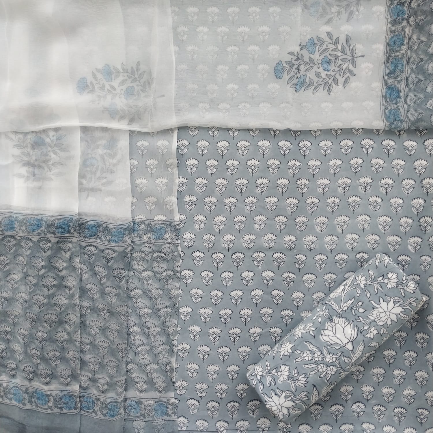 Shop cotton suit set with chiffon dupatta (PCHF342)