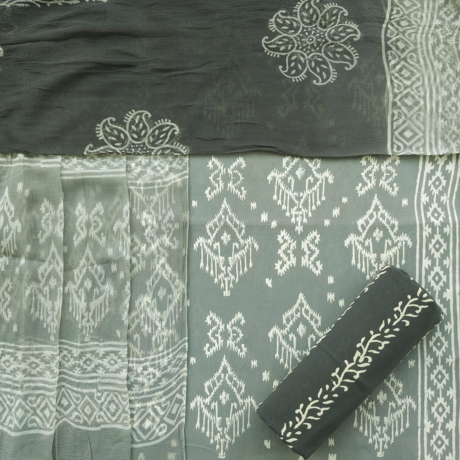 Shop unstitched cotton suit sets with chiffon dupatta (PCHF349)