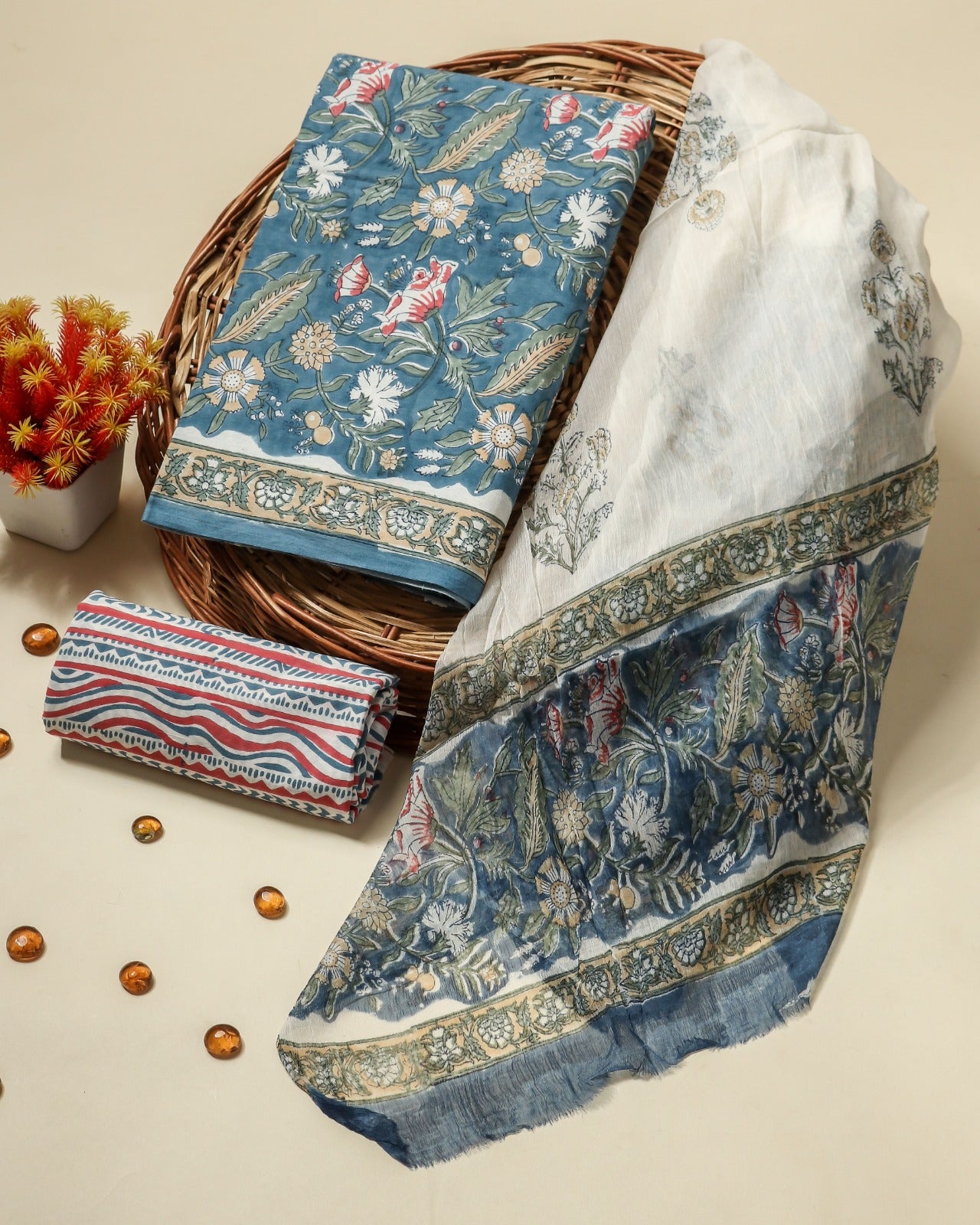 Shop unstitched cotton suits with chiffon dupatta (PCHF380)