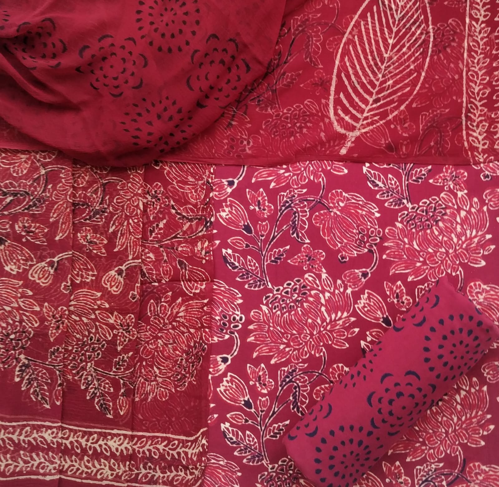 Shop unstitched hand block print cotton suit sets with chiffon dupatta (PCHF465)