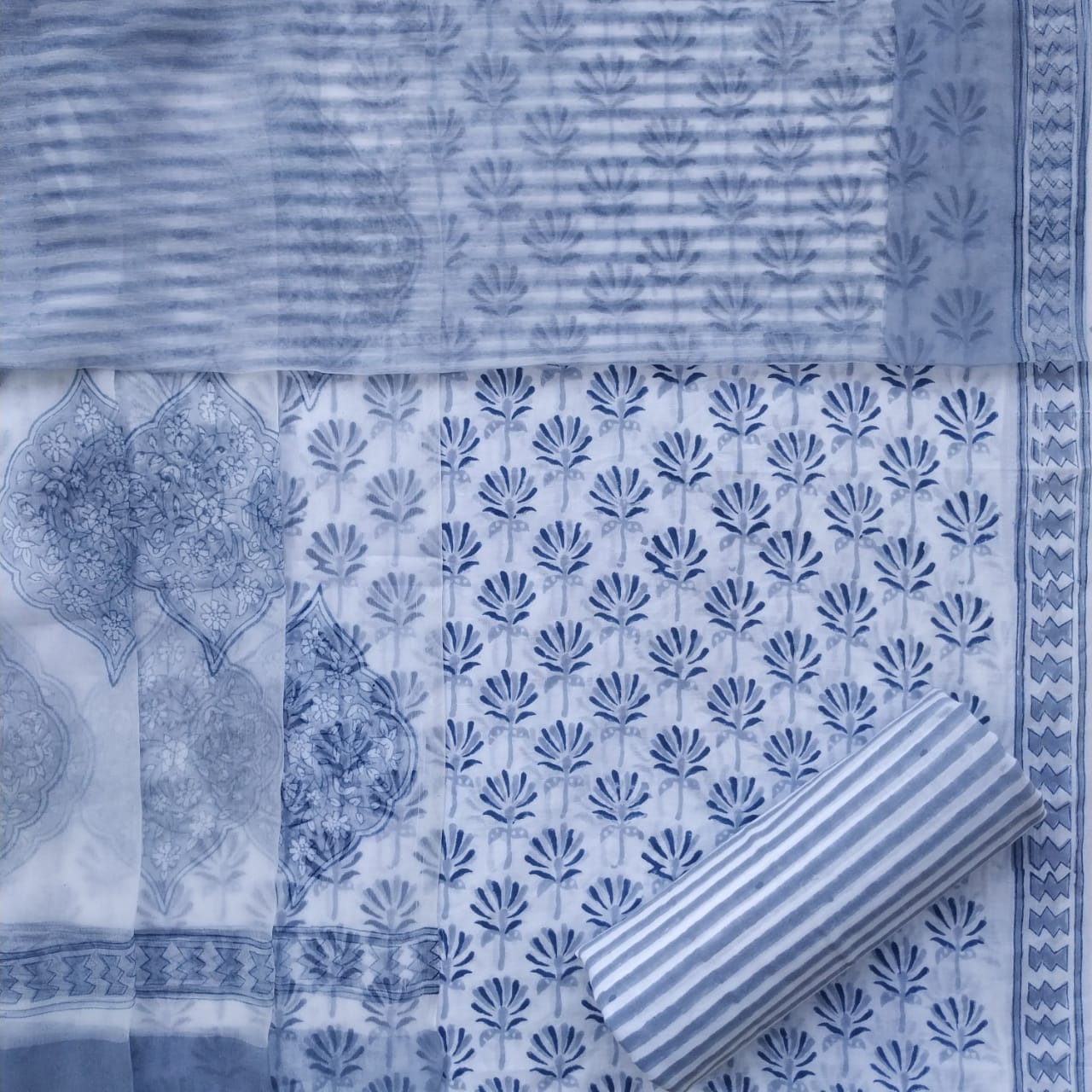 Shop hand block print cotton suit set with chiffon dupatta (PCHF495)