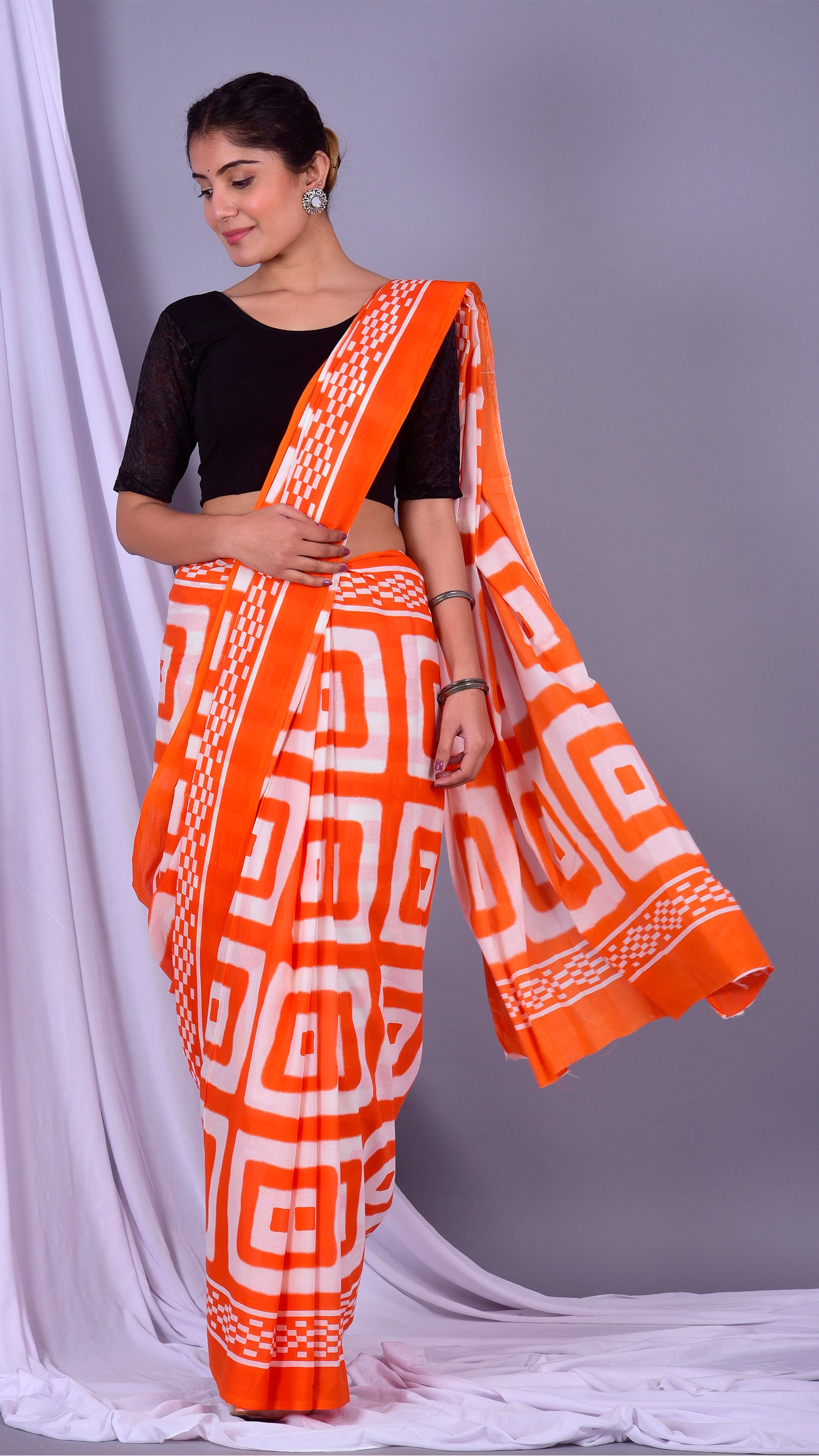 Shop Stylish Pure Cotton Sarees (RMULSAR05)