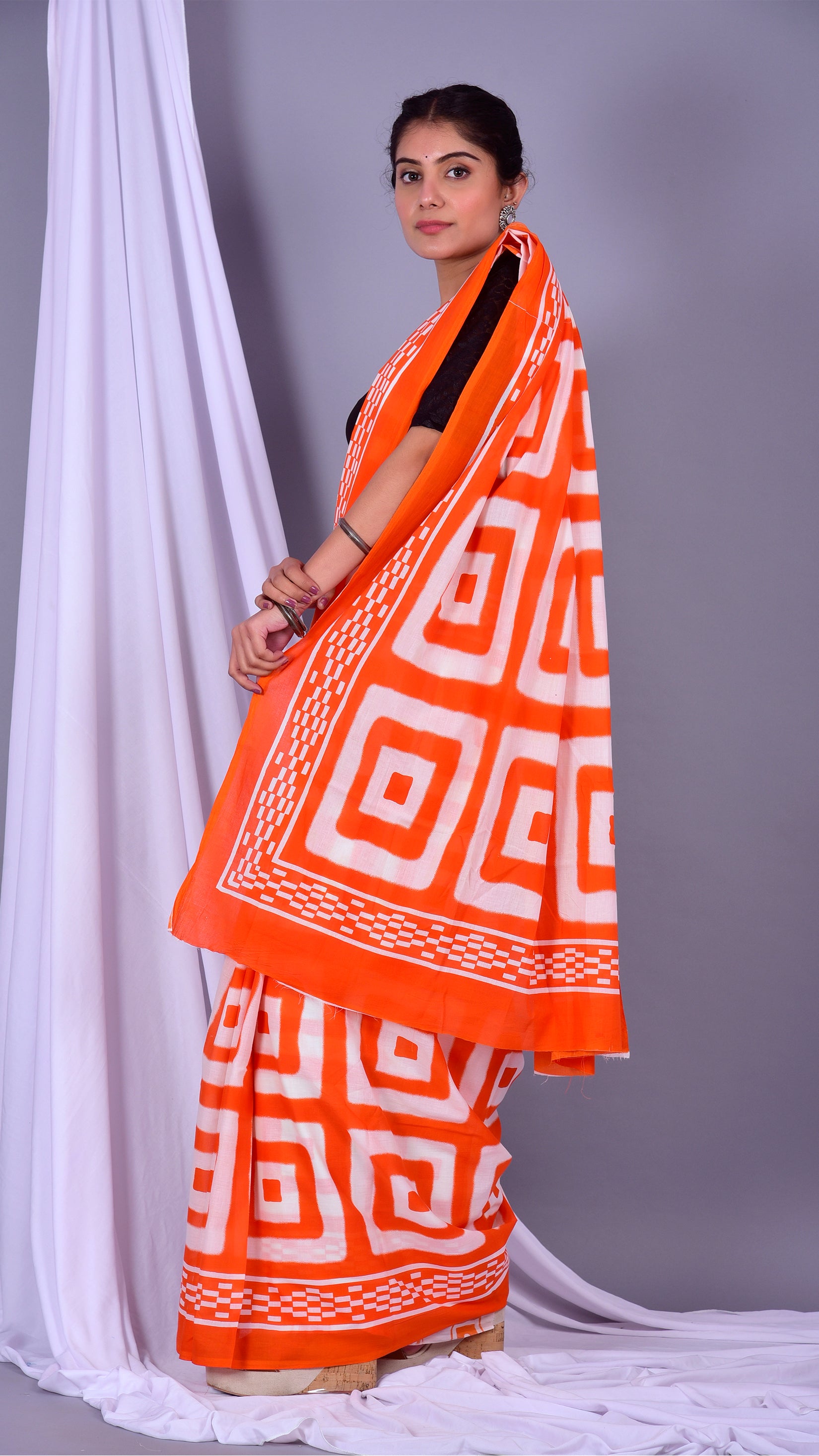 Shop Stylish Pure Cotton Sarees (RMULSAR05)