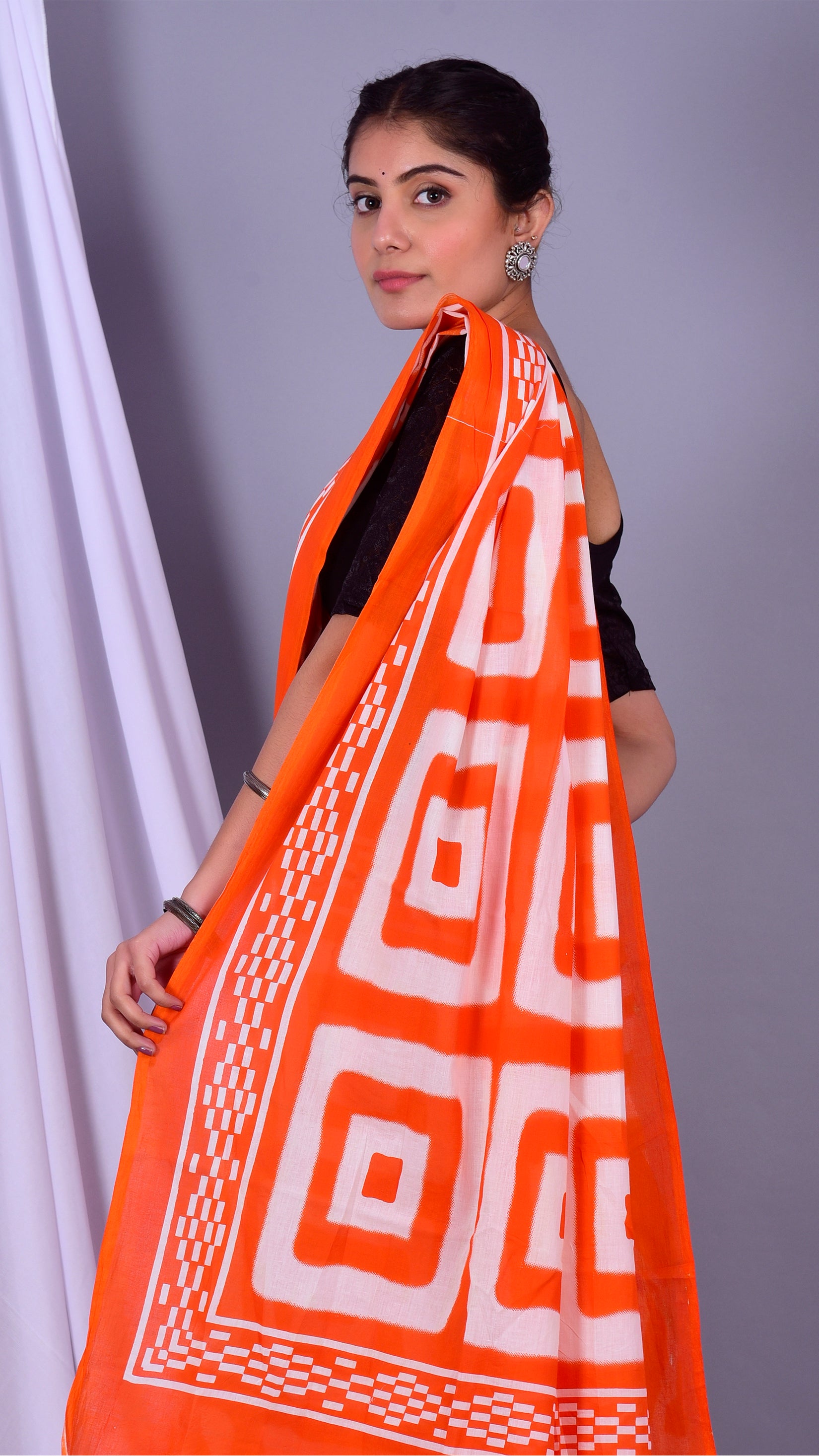 Shop Stylish Pure Cotton Sarees (RMULSAR05)