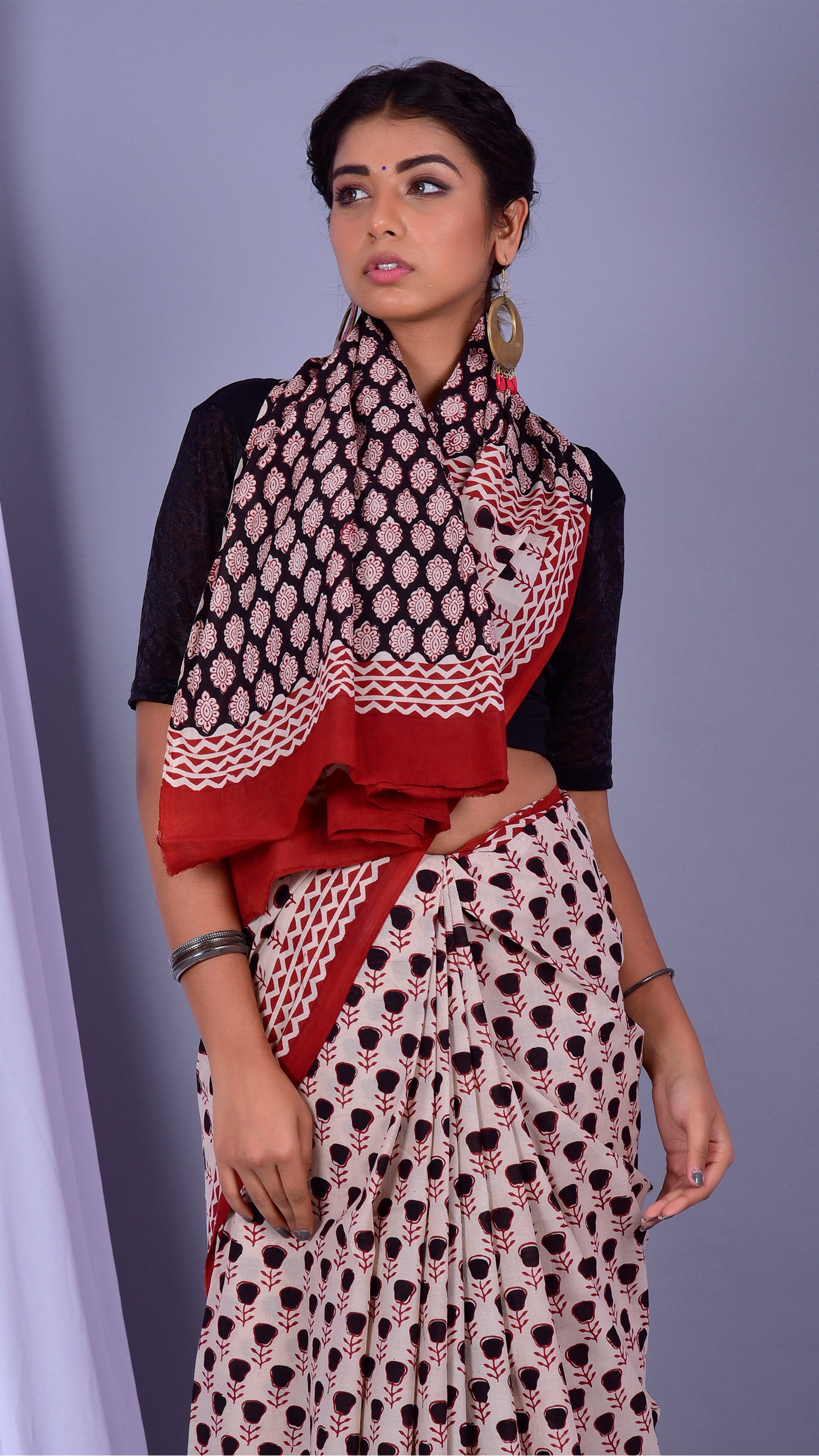 Shop Traditional Print Pure Cotton Sarees (RMULSAR16)