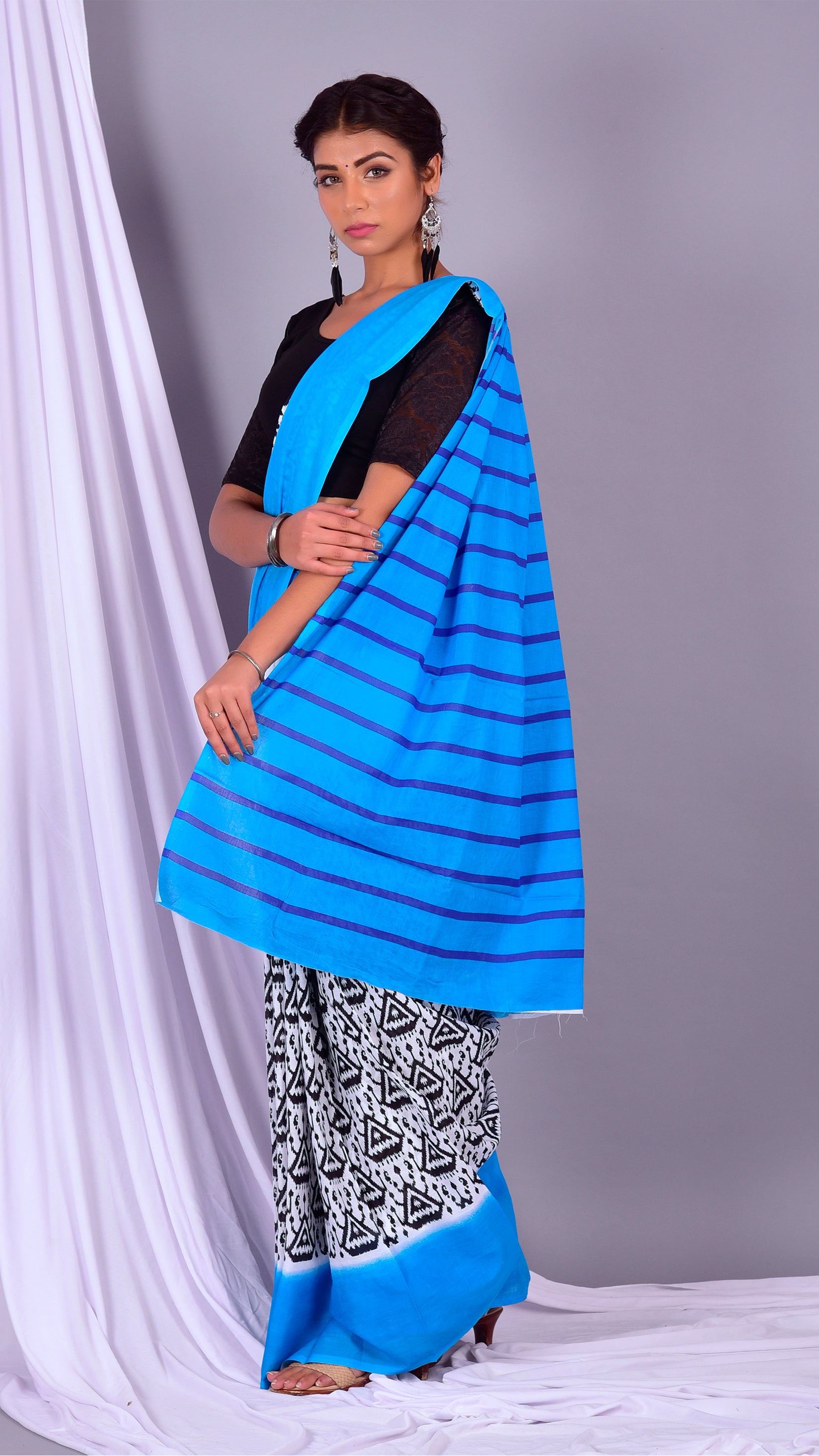Shop Elegant Print Pure Cotton Sarees (RMULSAR26)